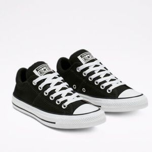 Converse Chuck Taylor Madison Low Top Shoes, Size Women’s 9